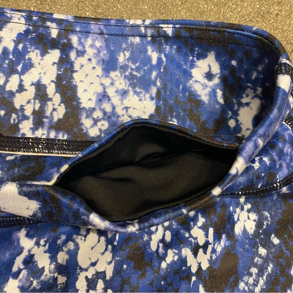 Alo Yoga Women’s Medium‎ Leggings Deep Blue Snake Print Athleisure Gym - Picture 4 of 7